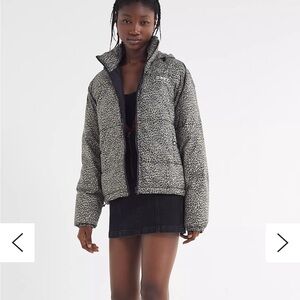 Obey Leopard Printing Puffer Jacket Windbreaker size Medium